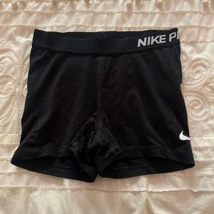 Nike Pro spandex! Great condition. Size small!